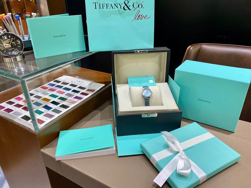 Tiffany women 37x22mm w-ff (7)