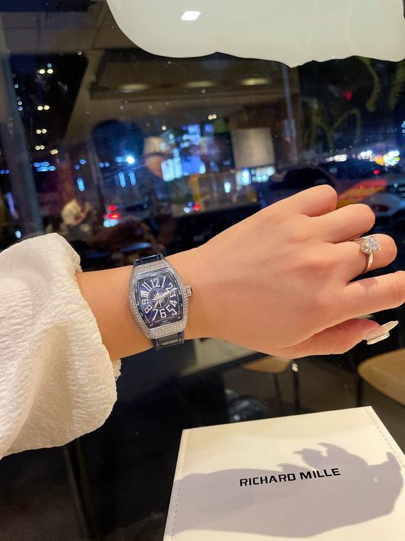 Franck Muller women 32X42mm 101648 (17)