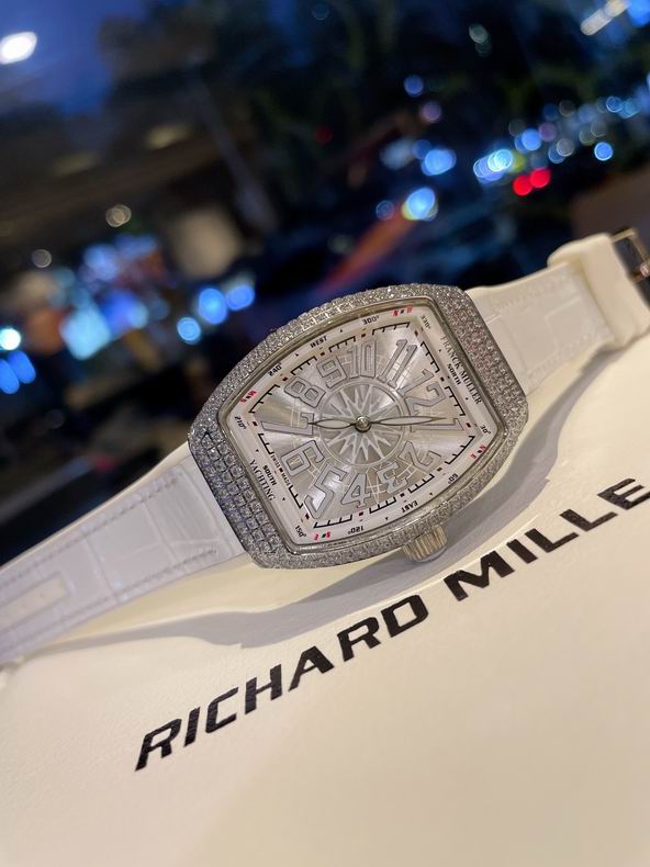 Franck Muller women 32X42mm 101648 (3)