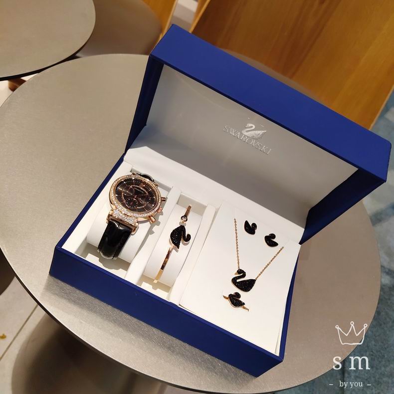 Swarovski women watch 102903 (3)