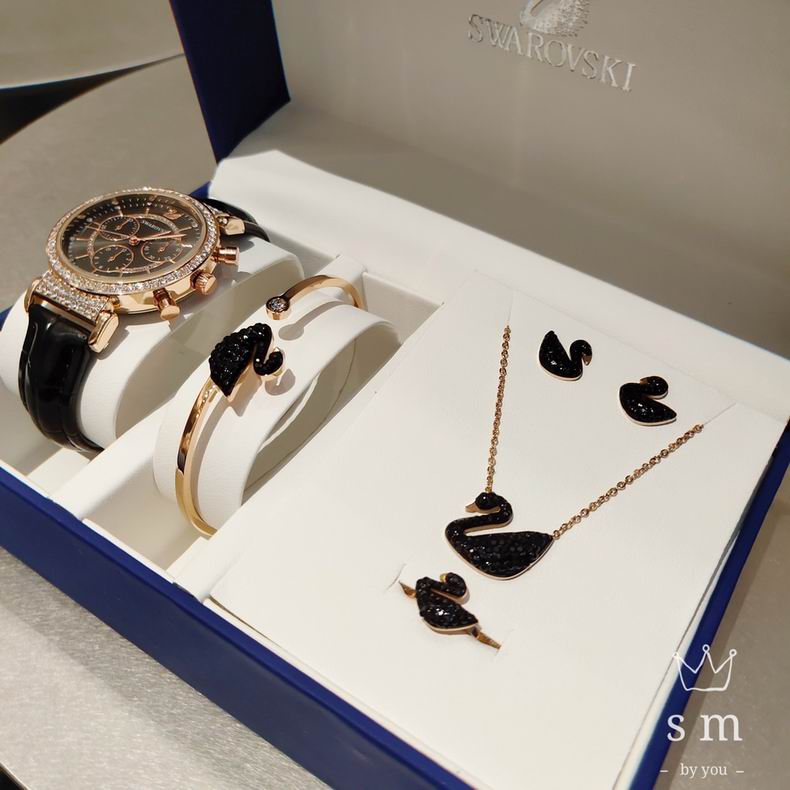 Swarovski women watch 102903 (4)