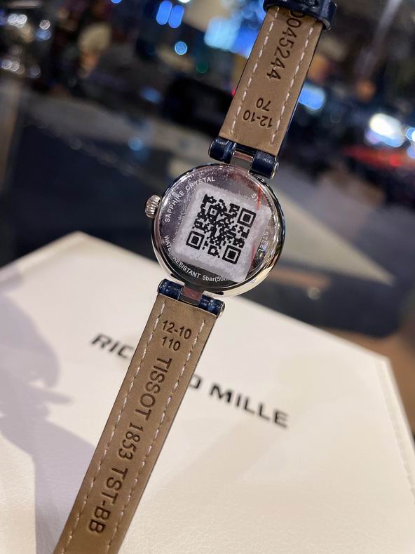 Tissot women 26mm 101641 (15)