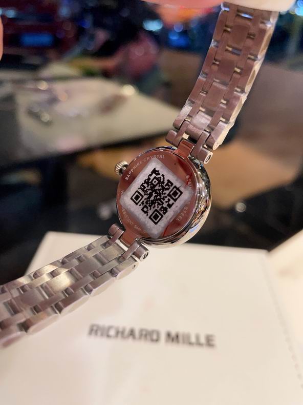 Tissot women 26mm 101641 (31)