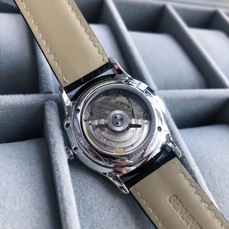 Jaeger-LeCoultre men watch 112603 (6)