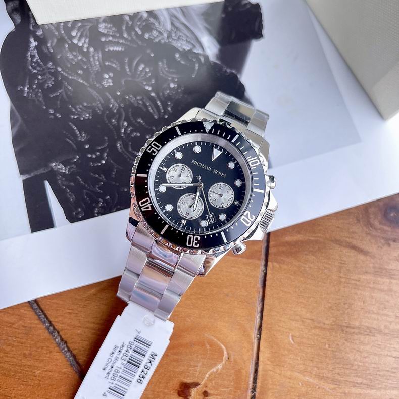 Michael Kors MK8256 men 44X9mm 111101 (3)