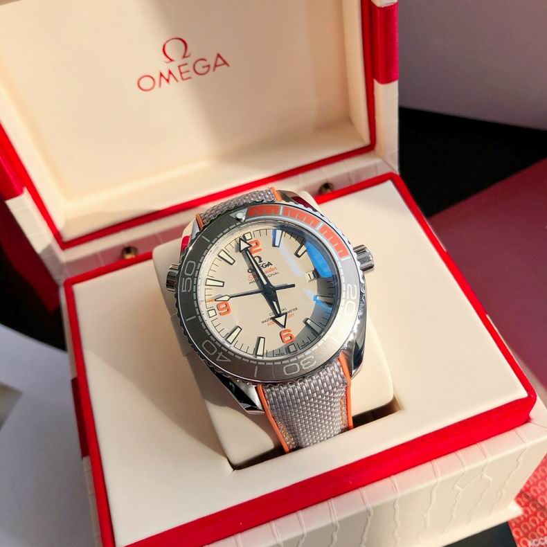 Omega men watch 110419 (1)