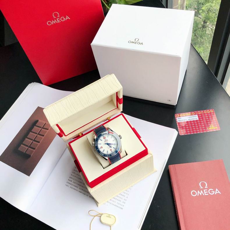 Omega men watch 110419 (17)