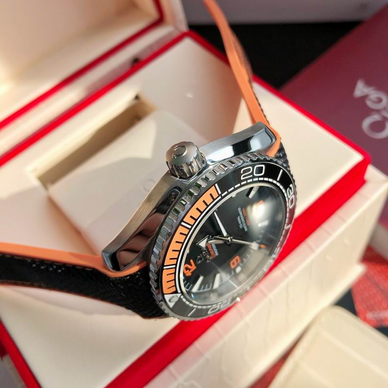 Omega men watch 110419 (2)