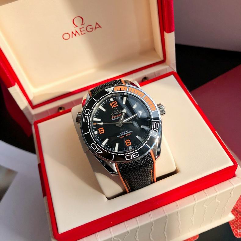 Omega men watch 110419 (9)