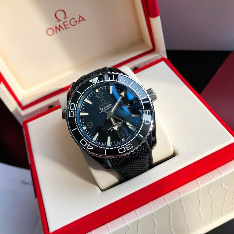 Omega men watch 110420 (8)