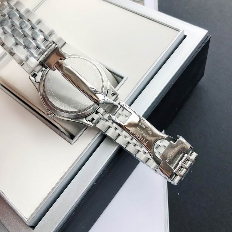 Tudor men watch 110403 (22)