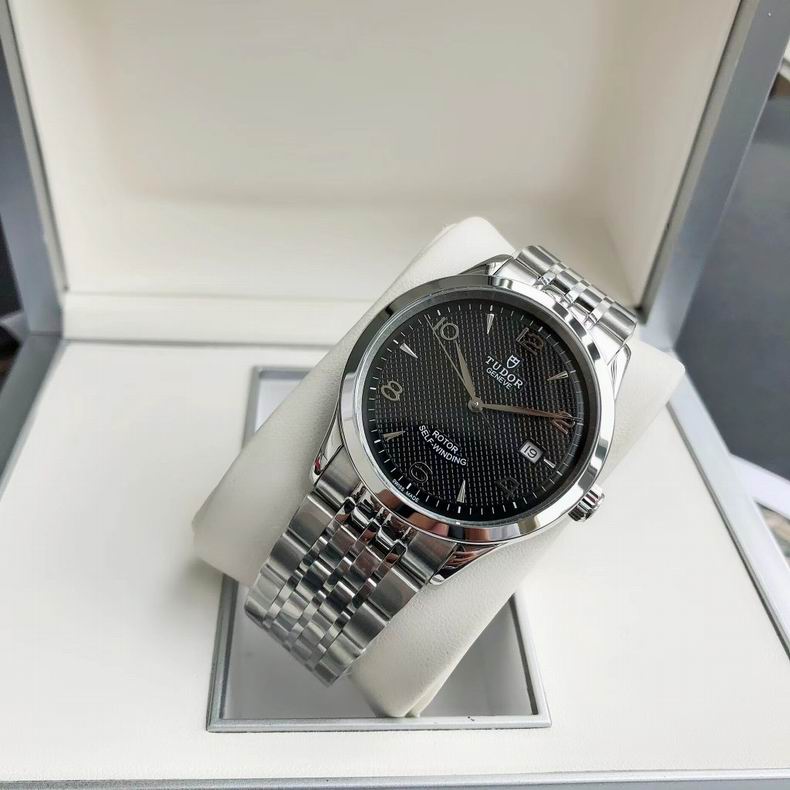 Tudor men watch 110403 (25)