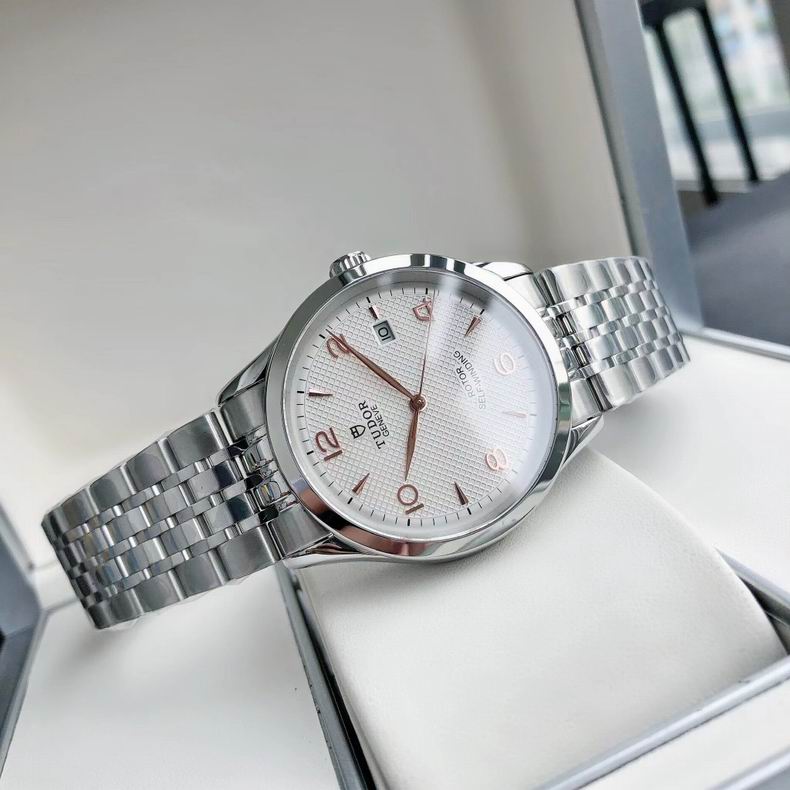 Tudor men watch 110403 (28)