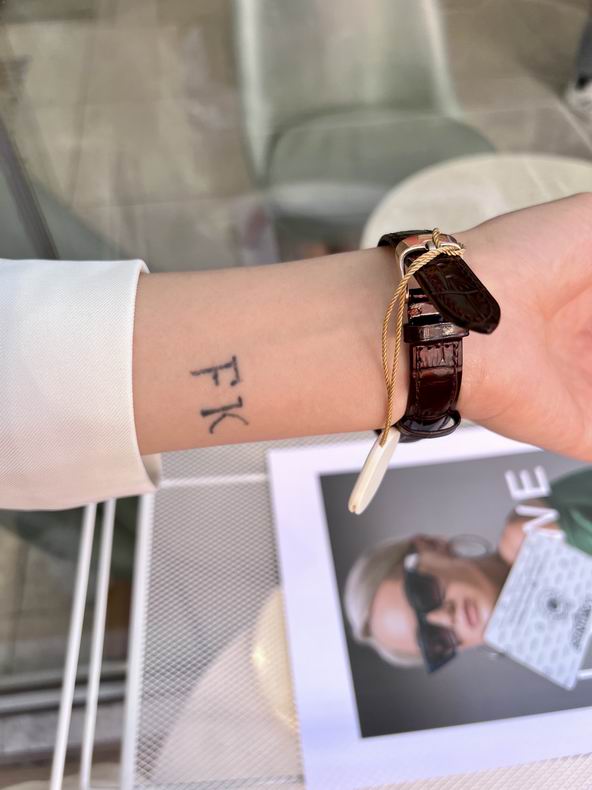 Omega women 34X8mm 1231115 (4)