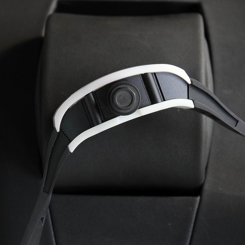 Richard Mille 49X41X15mm 122539 (2)