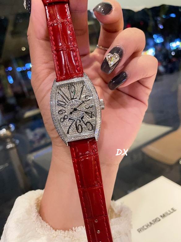 Franck Muller  32x39x8mm 10nms (1)