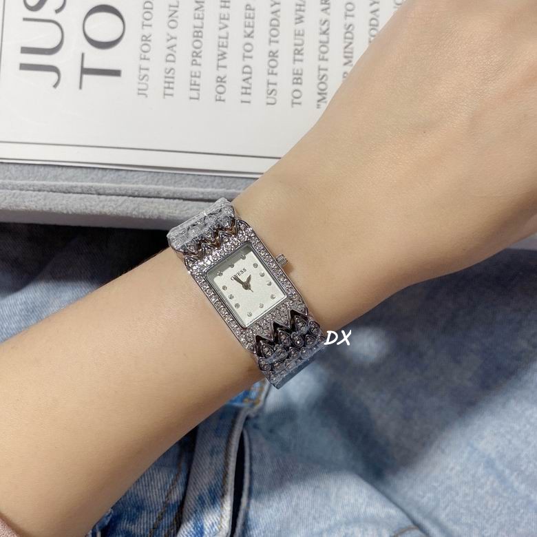 Guess 30x20mm 2nms (16)