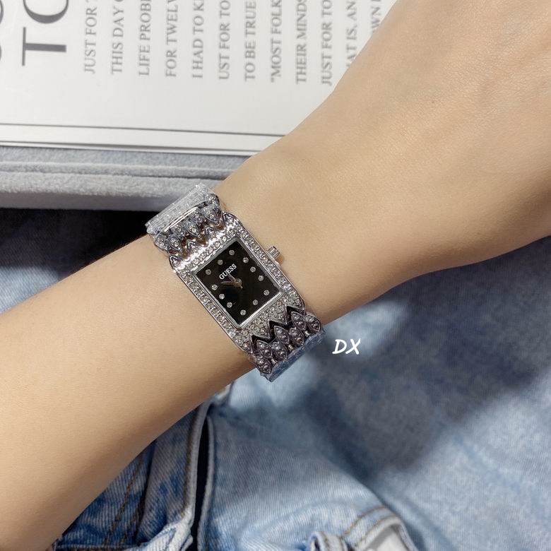 Guess 30x20mm 2nms (17)