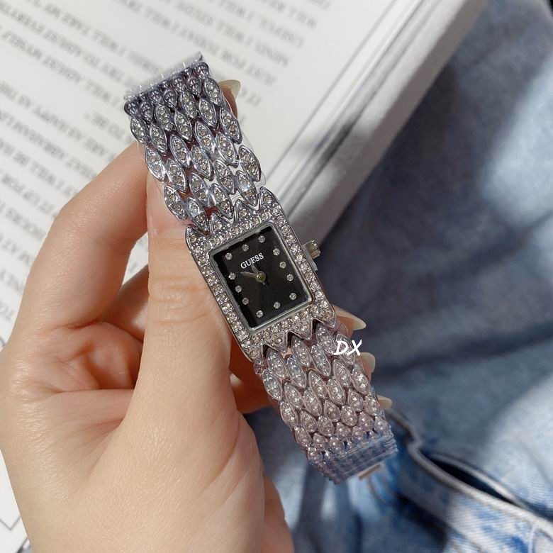 Guess 30x20mm 2nms (8)