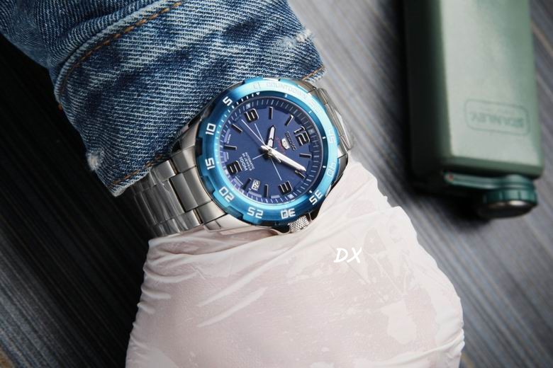 Seiko 43.3x13mm 2nms (5)