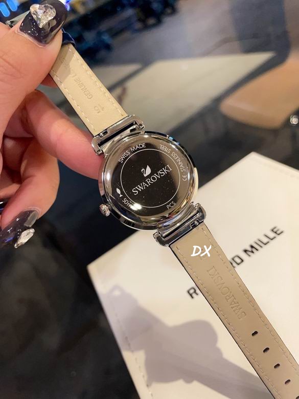 Swarovski 36mm 10nms (4)