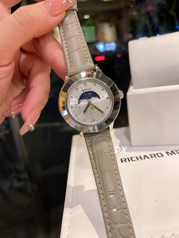 Swarovski 38mm 5nms (1)