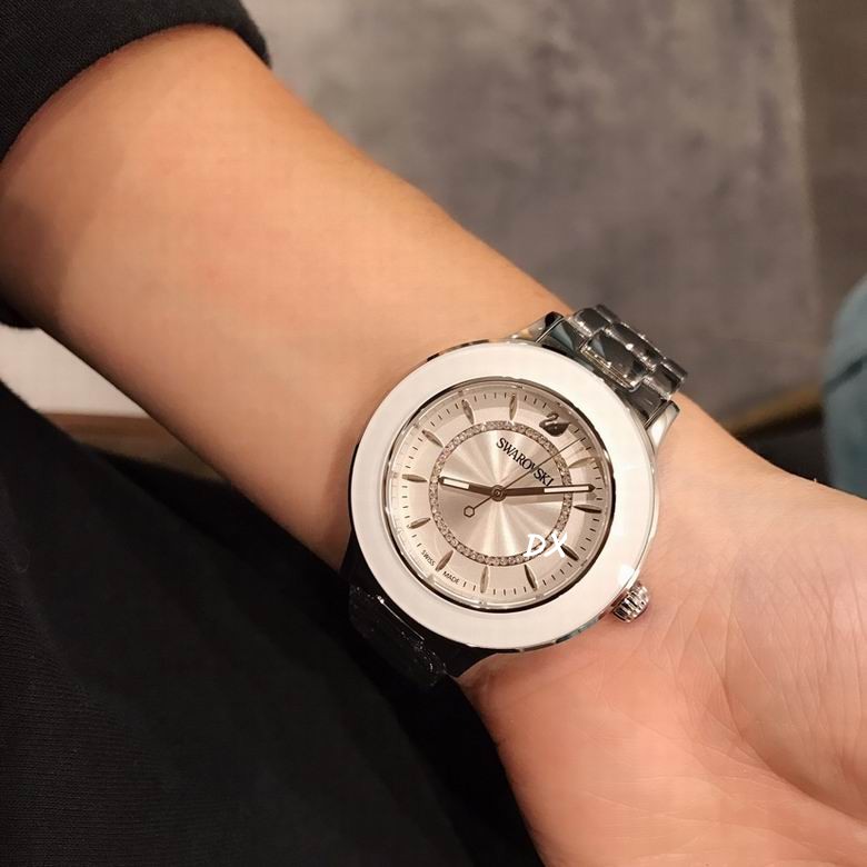 Swarovski 39mm 2nms (5)