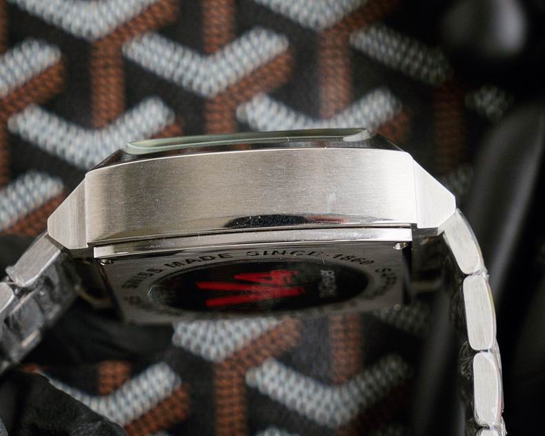 Tag Heuer 39X39cm 123109 (15)