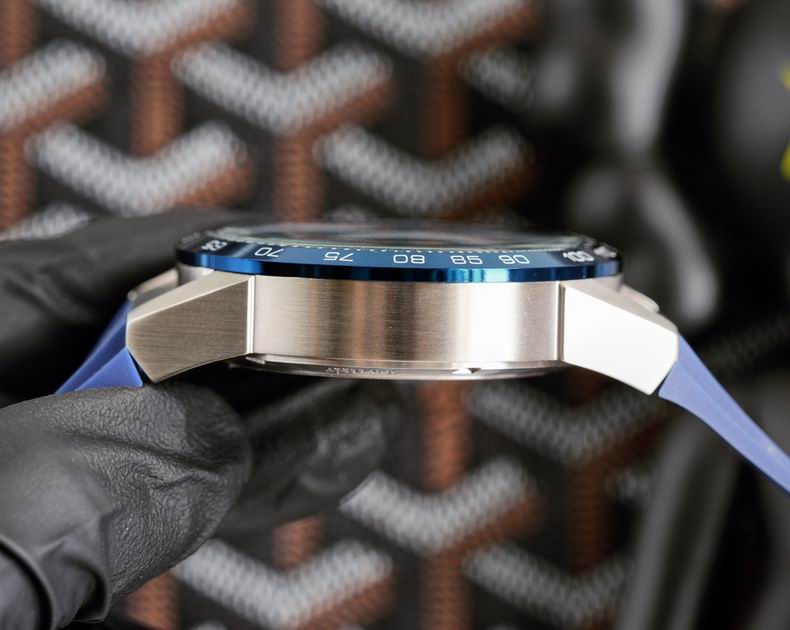 Tag Heuer watch 44mm 123105 (1)