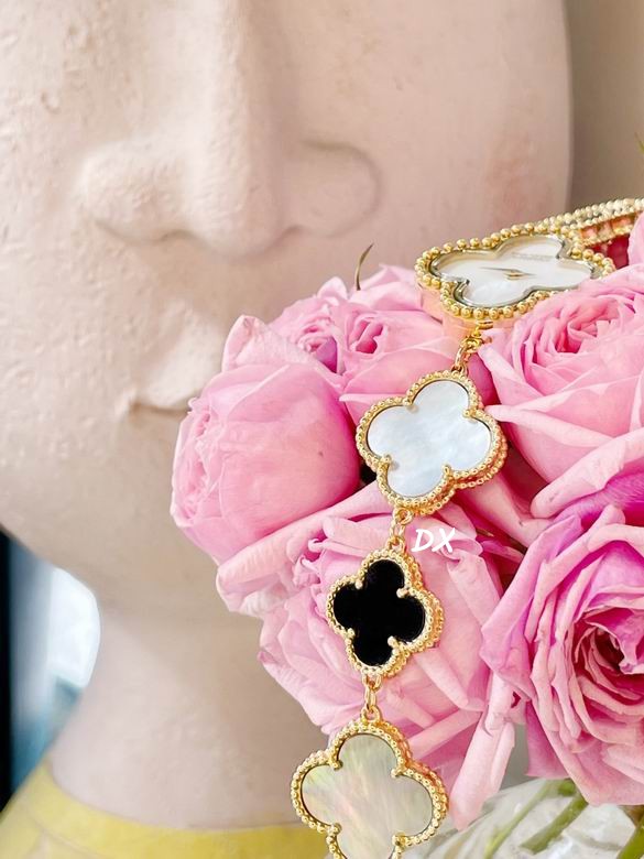 Van Cleef & Arpels 27mm 3nms (3)