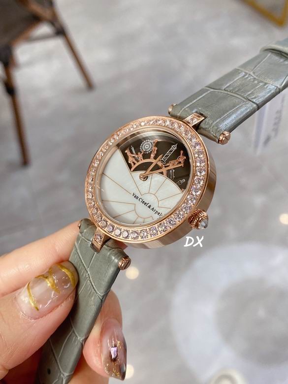 Van Cleef & Arpels 30x10mm 2nms (40)