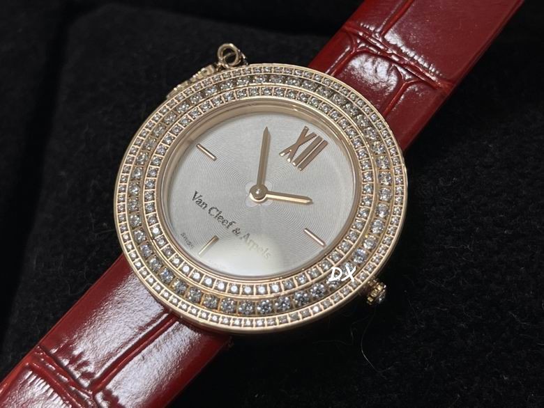 Van Cleef & Arpels 32x8mm 11nms (16)