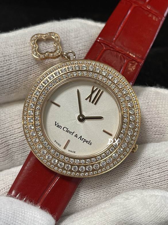 Van Cleef & Arpels 32x8mm 11nms (18)