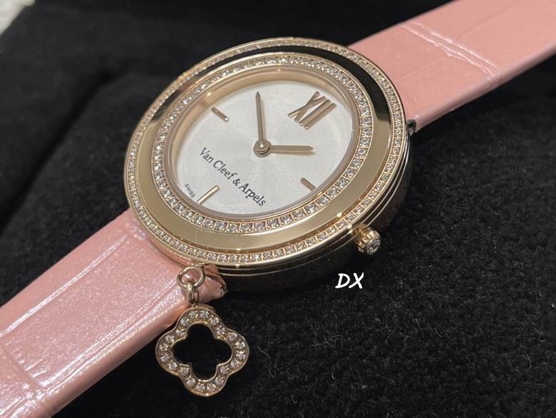 Van Cleef & Arpels 32x8mm 11nms (25)