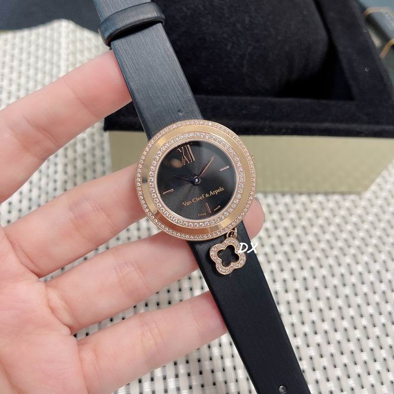 Van Cleef & Arpels 32x8mm 11nms (35)