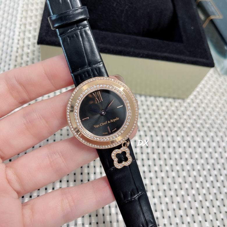 Van Cleef & Arpels 32x8mm 11nms (36)