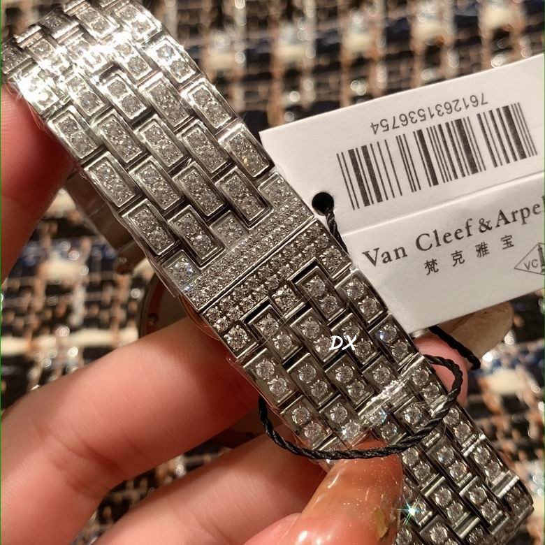 Van Cleef & Arpels 36mm 2nms (18)