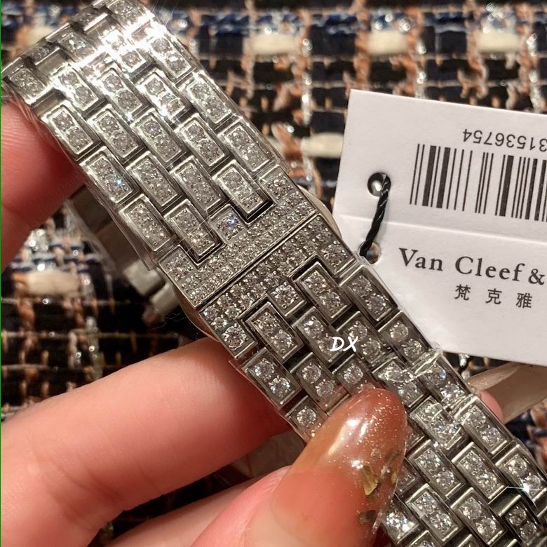 Van Cleef & Arpels 36mm 2nms (9)