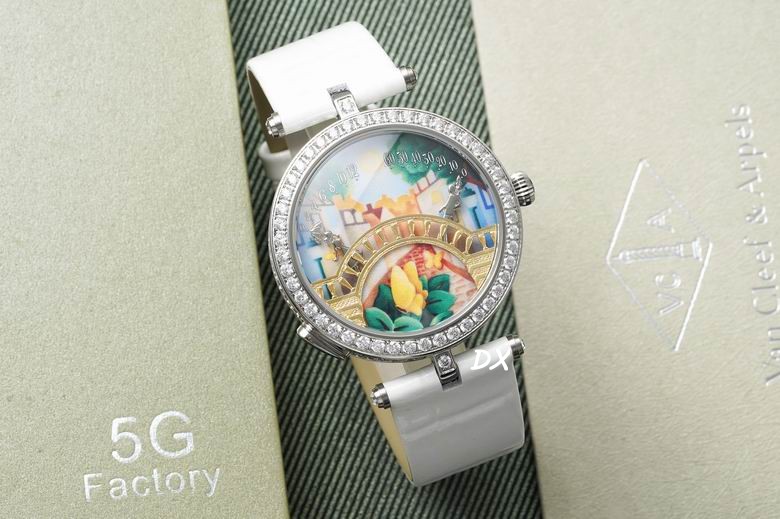 Van Cleef & Arpels 38mm 2nms (1)