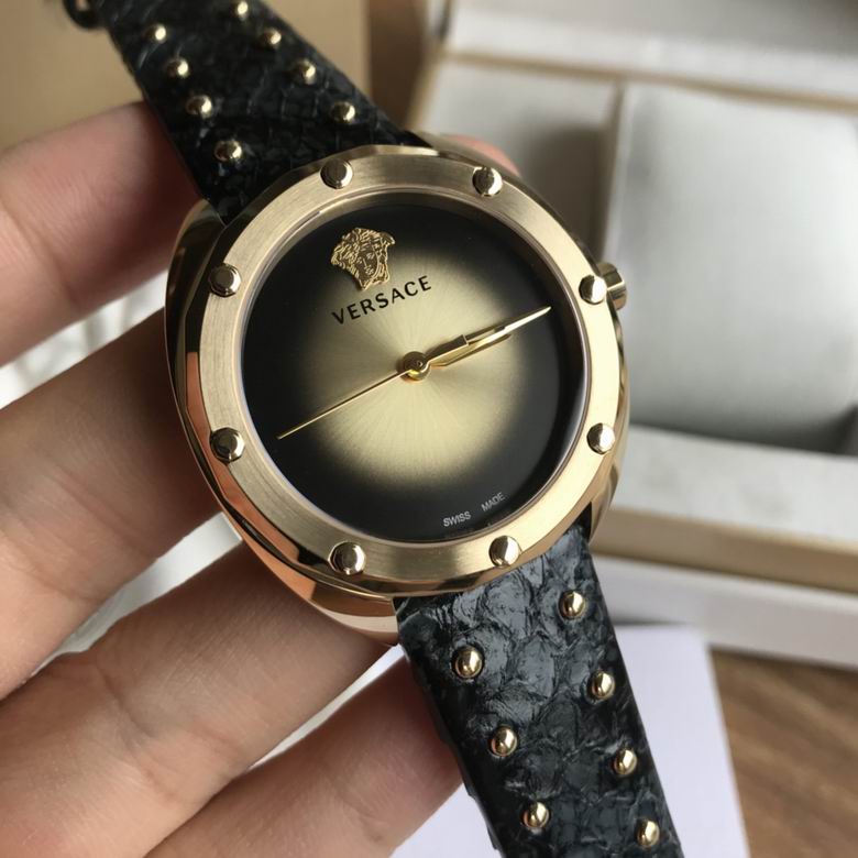 Versace 10nbz (1)