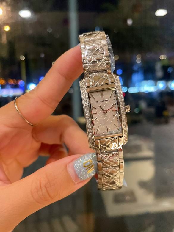 Burberry 19x30x5mm 8nms (12)