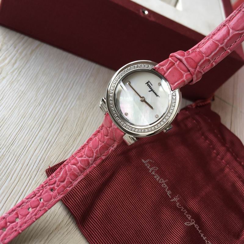 Ferragamo 30X8mm 40 (1)