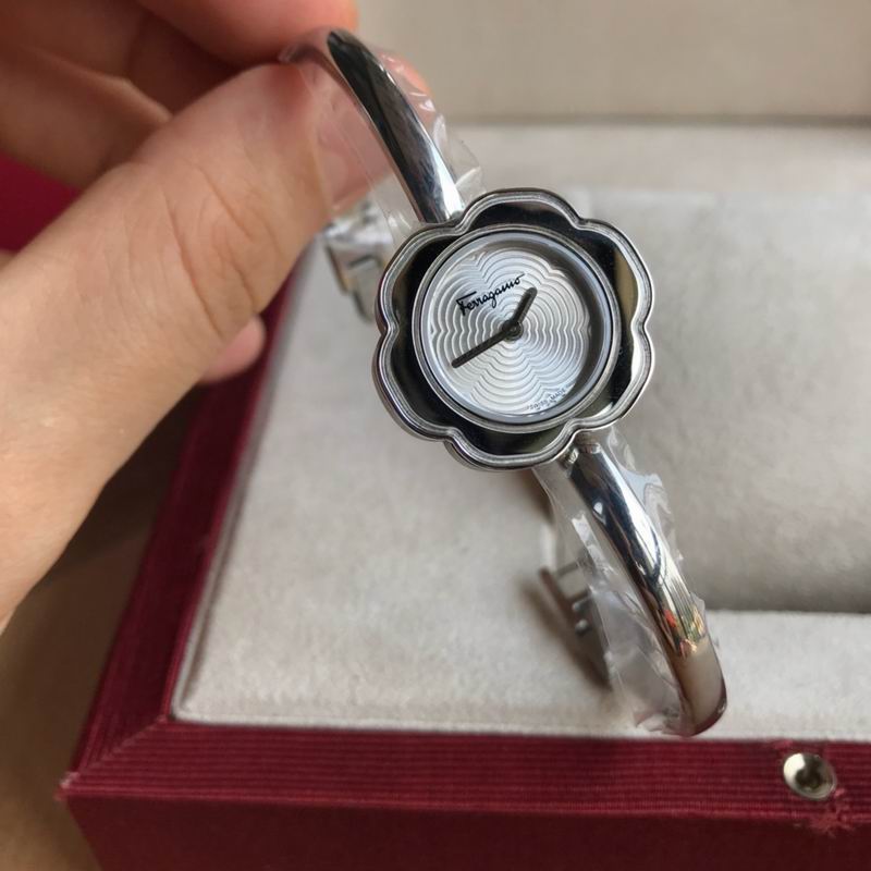 Ferragamo 30mm 38 (17)