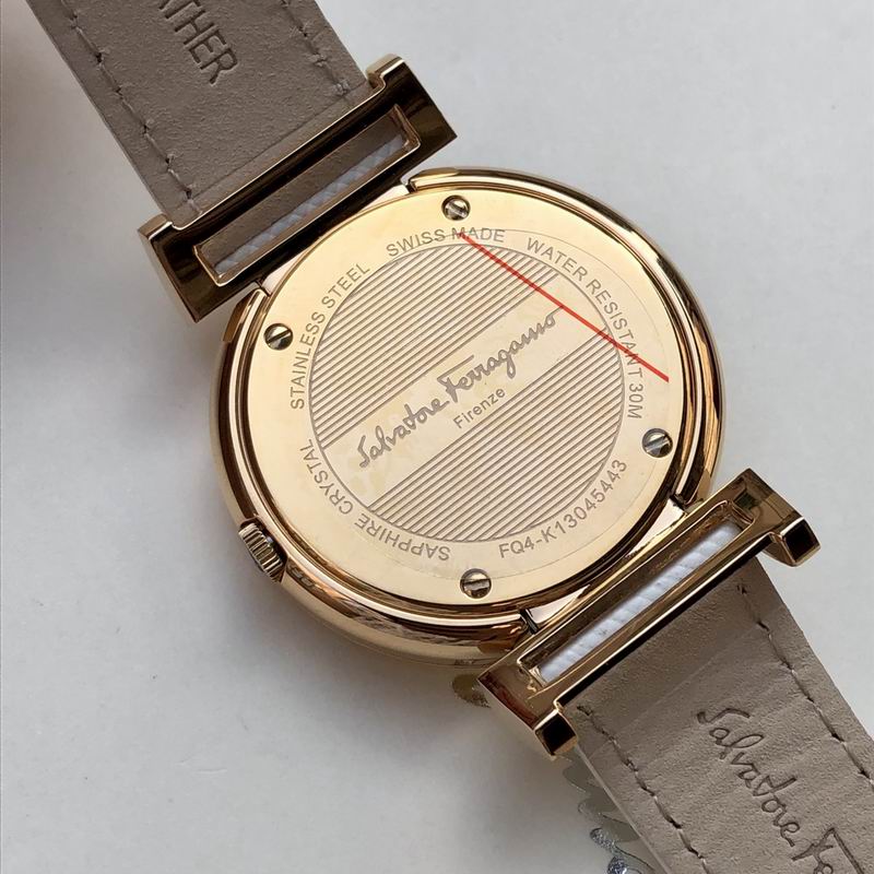 Ferragamo 37mm 37 (53)