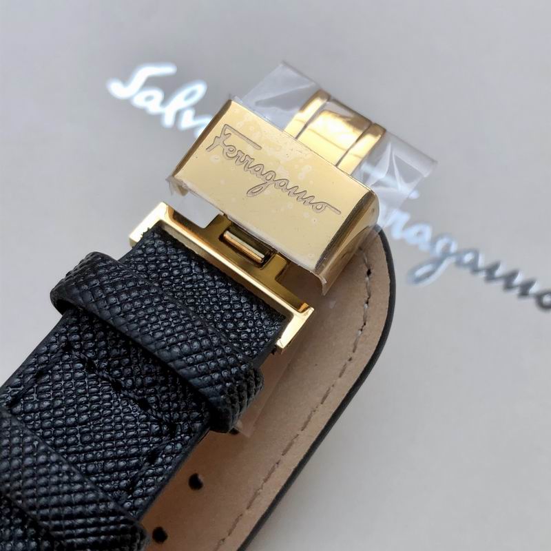 Ferragamo 37mm 37 (58)
