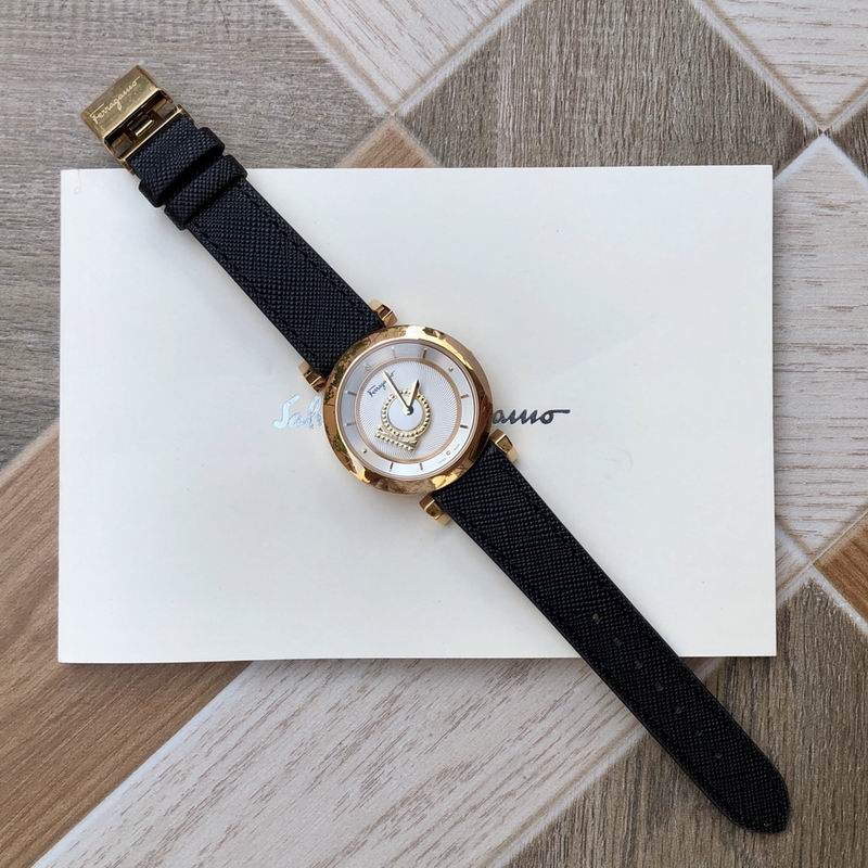 Ferragamo 37mm 37 (60)