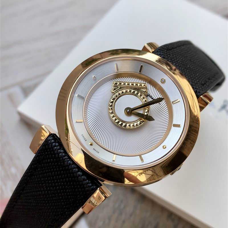 Ferragamo 37mm 37 (62)