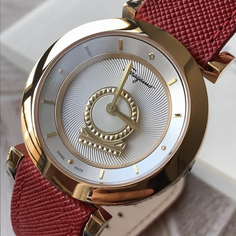 Ferragamo 37mm 37 (67)