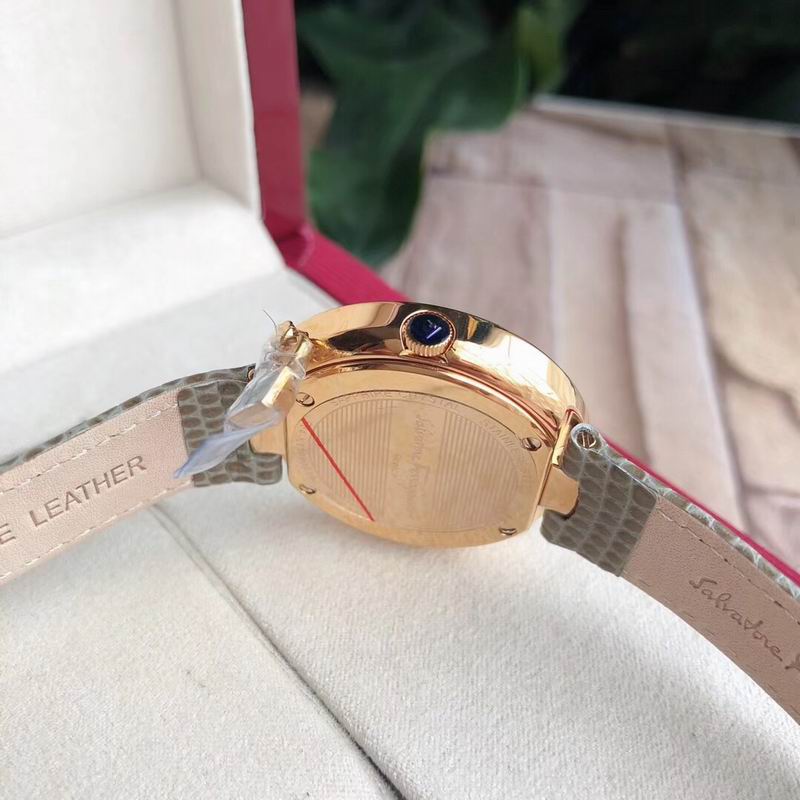 Ferragamo 38mm 47 (1)