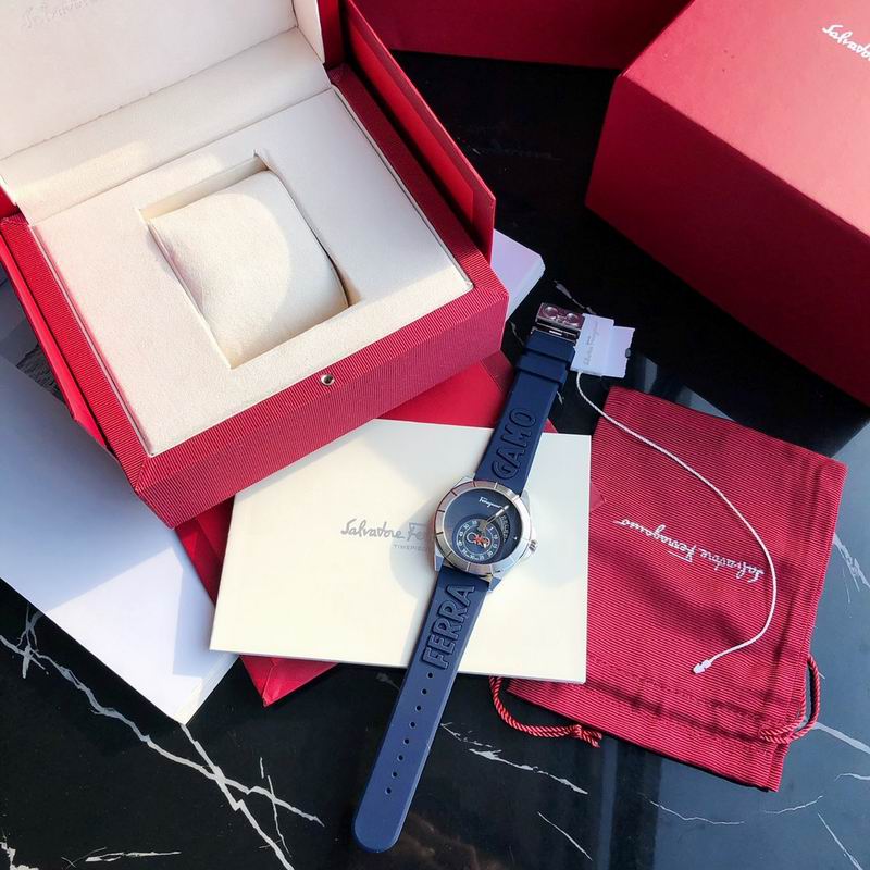 Ferragamo 43mm 42 (4)